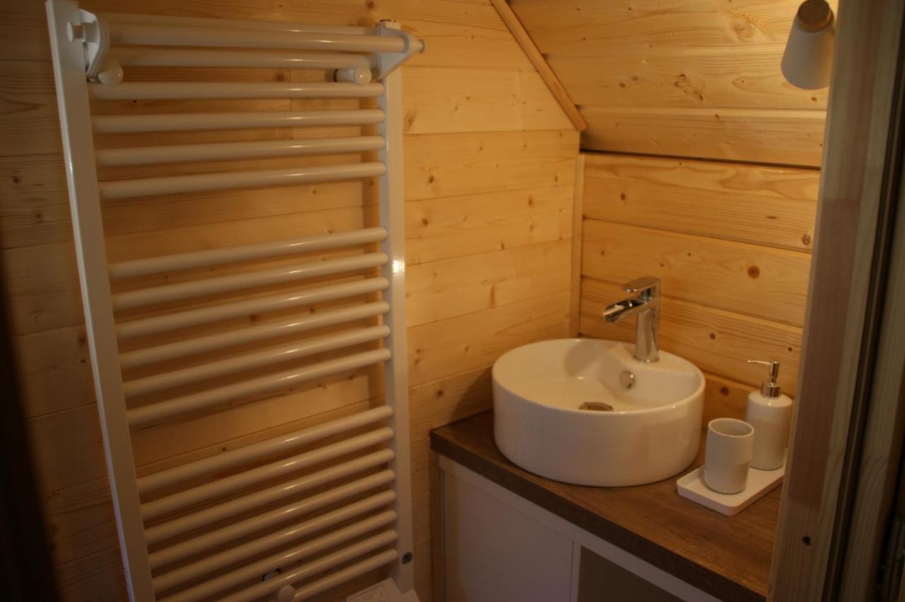 Les Cabanes Du Grand Nord Pradines  Eksteriør billede